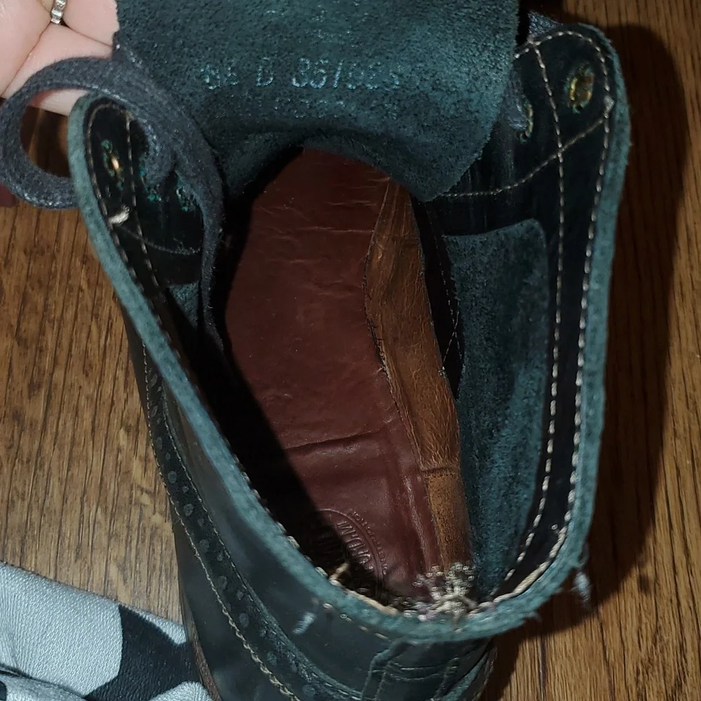8.5 Wolverine Oxford Boots - Picture 8 of 16